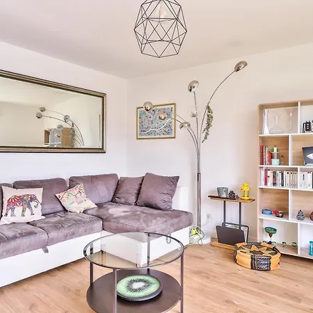 Bright With Balcony And Parking Appartamento *