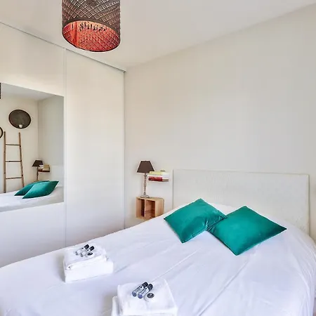 Appartamento Bright With Balcony And Parking